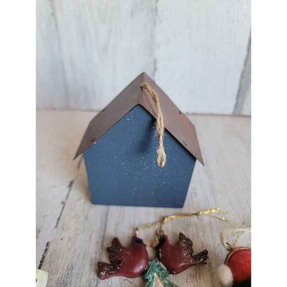 Red cardinal bird birdhouse variety set ornament Xmas - Picture 11 of 14